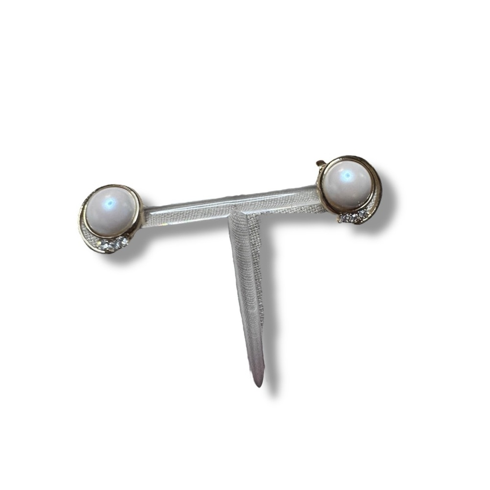 Vintage Pearl & Rhinestone Stud Clip On Earrings